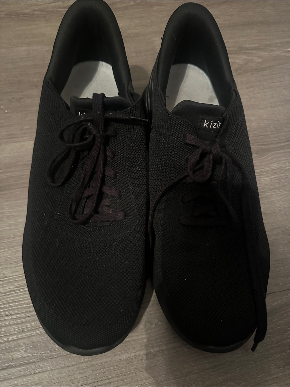 Kizik Men's Black Knit Lace-Up Sneakers